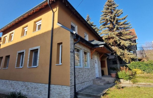 Pilisszentkereszt Eladó Ház