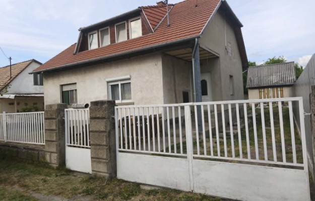 Esztergom Eladó Ház