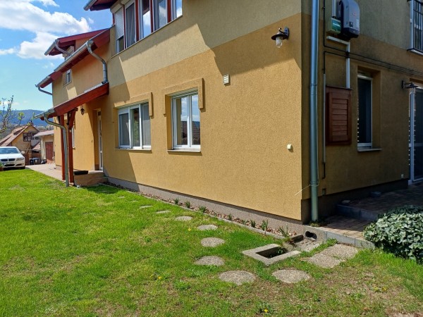 Pilisvörösvár ingatlanok