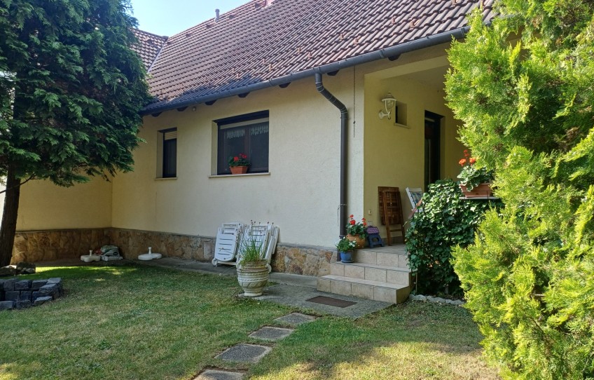 Csobánka Eladó Ház