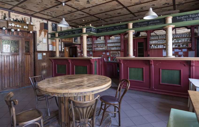 Pilisszentiván Eladó Üzlethelyiség Szabadság út