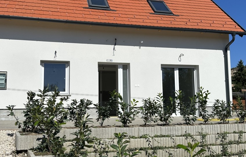 Pilisszántó Eladó Lakás