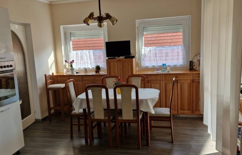 Pilisszentkereszt Eladó Ház