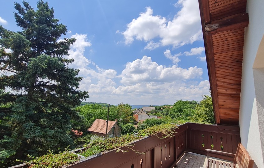 Kesztölc Eladó Ház