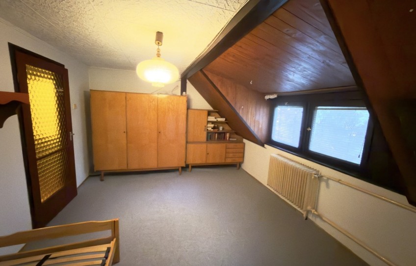 Dorog Eladó Ház Goethe