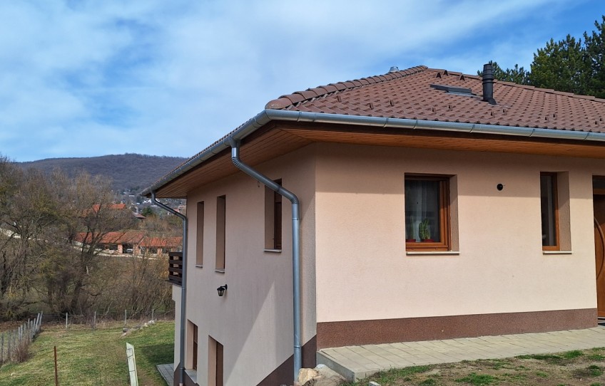 Pilisszentkereszt Eladó Ház