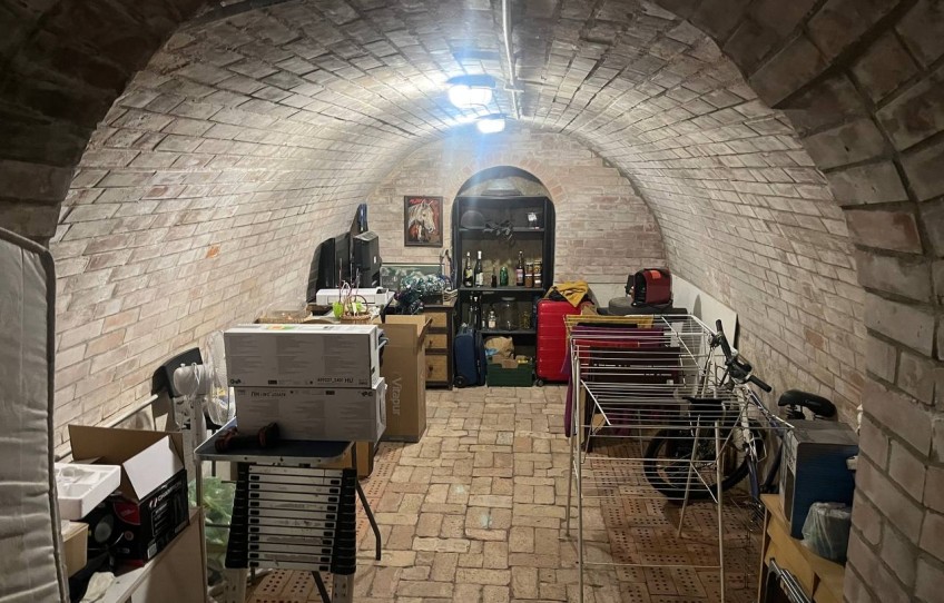 Piliscsév Eladó Ház