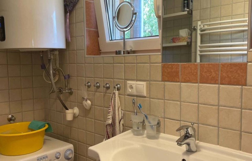 Rezi Eladó Ház Nyugati Szél 